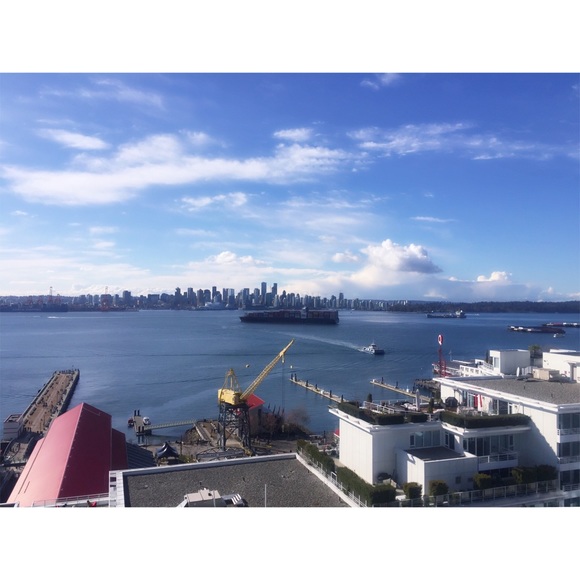 Meet your Posher, Laura - Picture 5 of 6